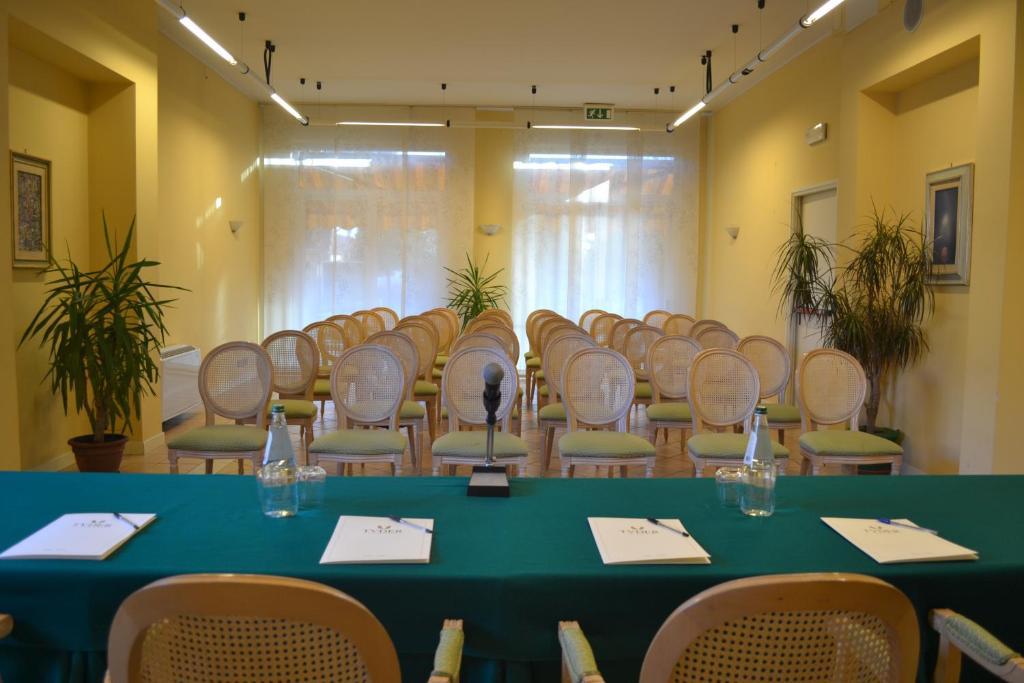 Hotel Tuder Тоди Экстерьер фото
