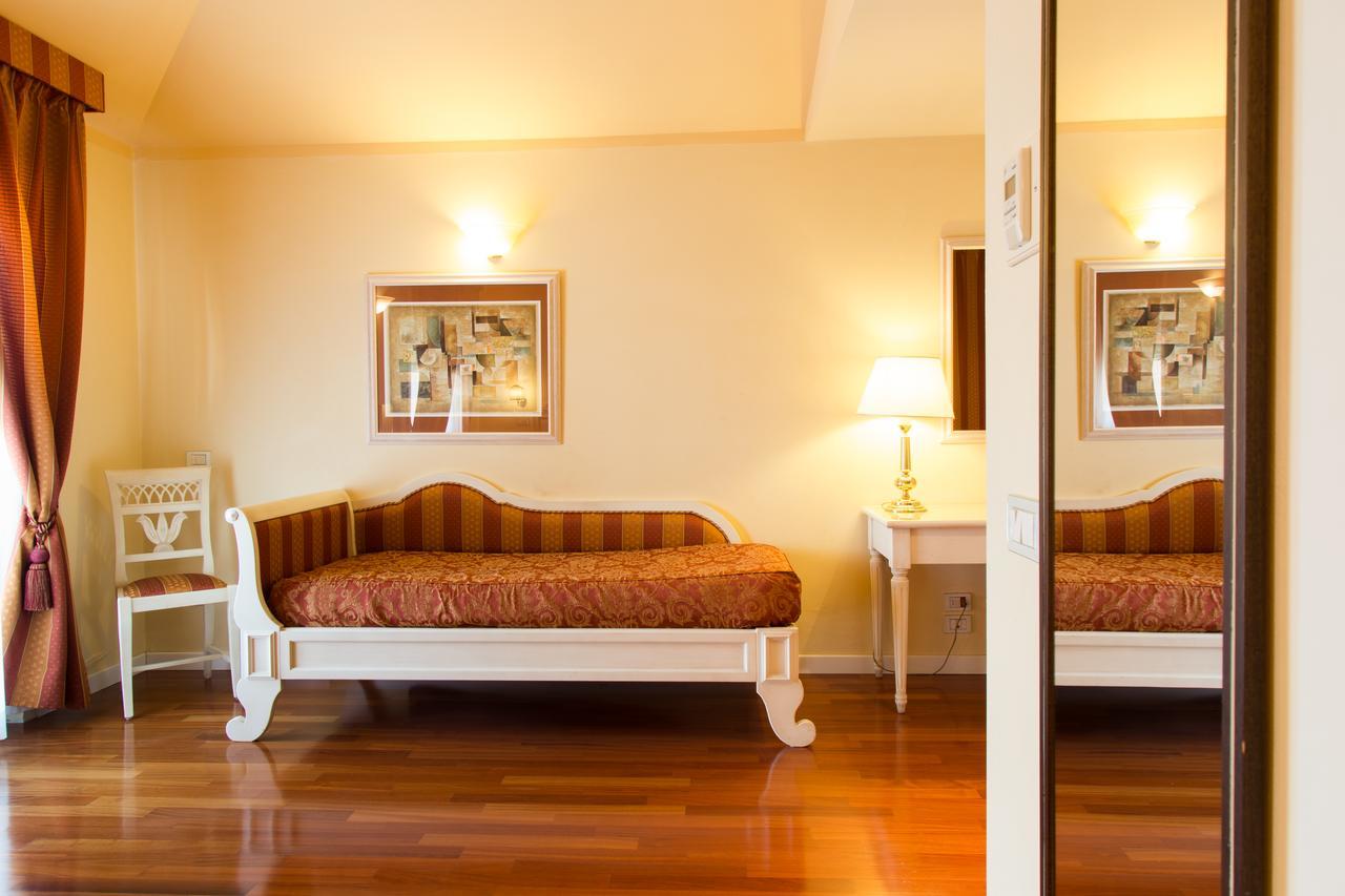Hotel Tuder Тоди Экстерьер фото