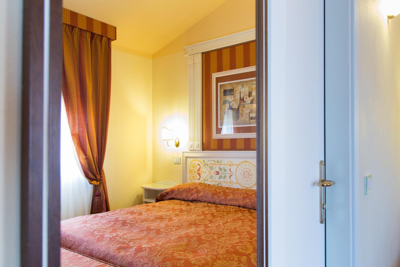 Hotel Tuder Тоди Экстерьер фото